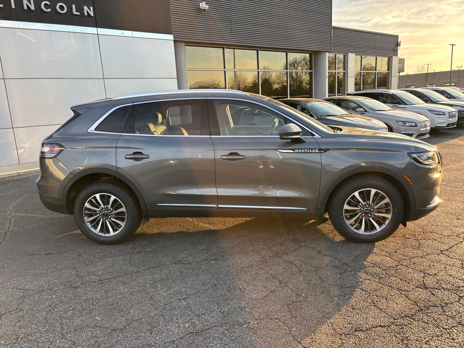 2022 Lincoln Nautilus AWD
