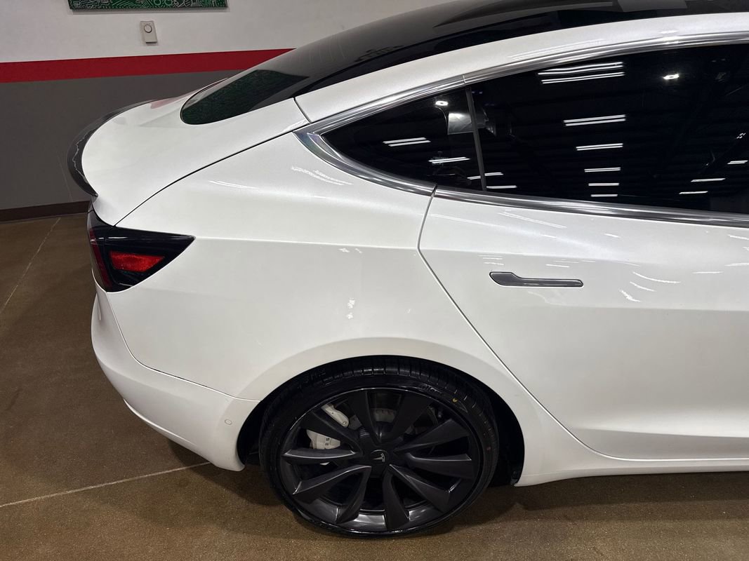 2020 Tesla Model 3 Performance