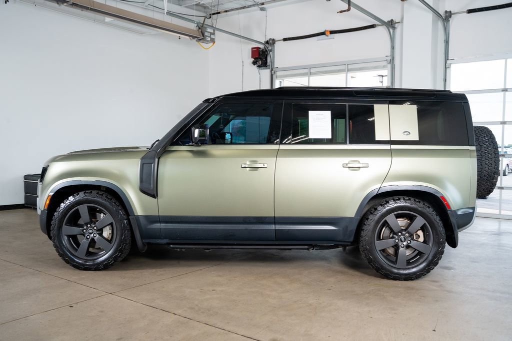 2020 Land Rover Defender 110 SE