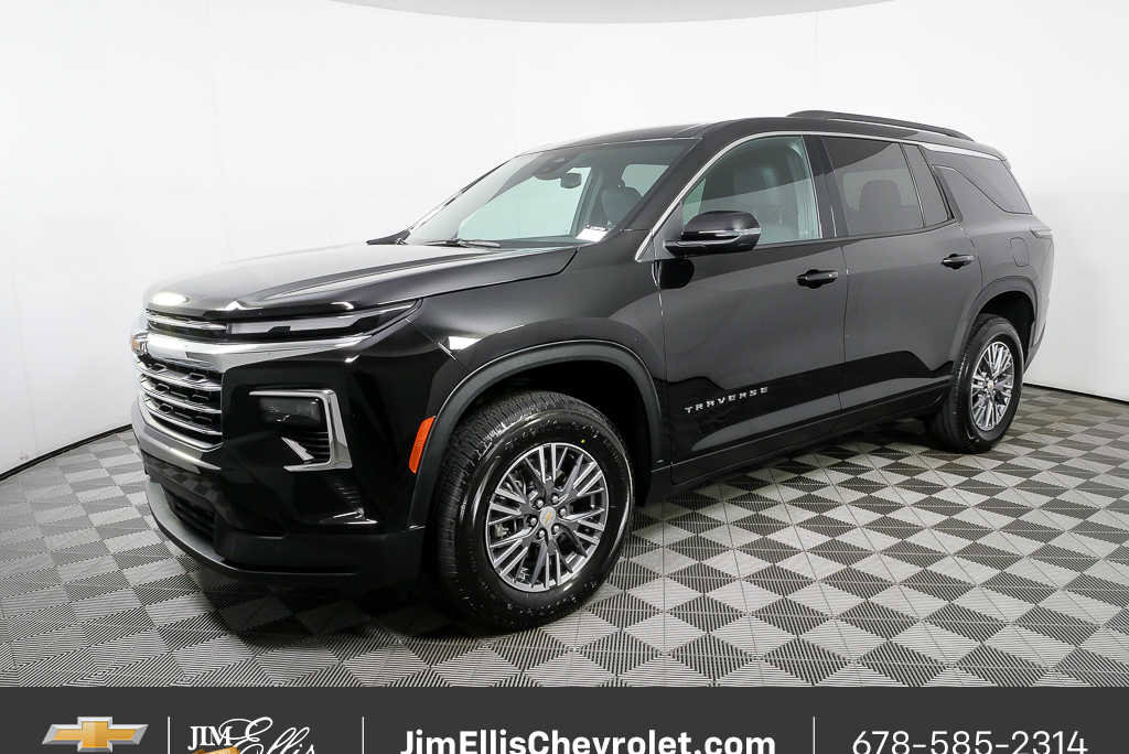 2025 Chevrolet Traverse LT
