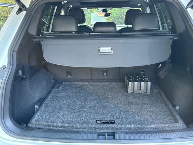 2023 Volkswagen Tiguan SEL R-Line