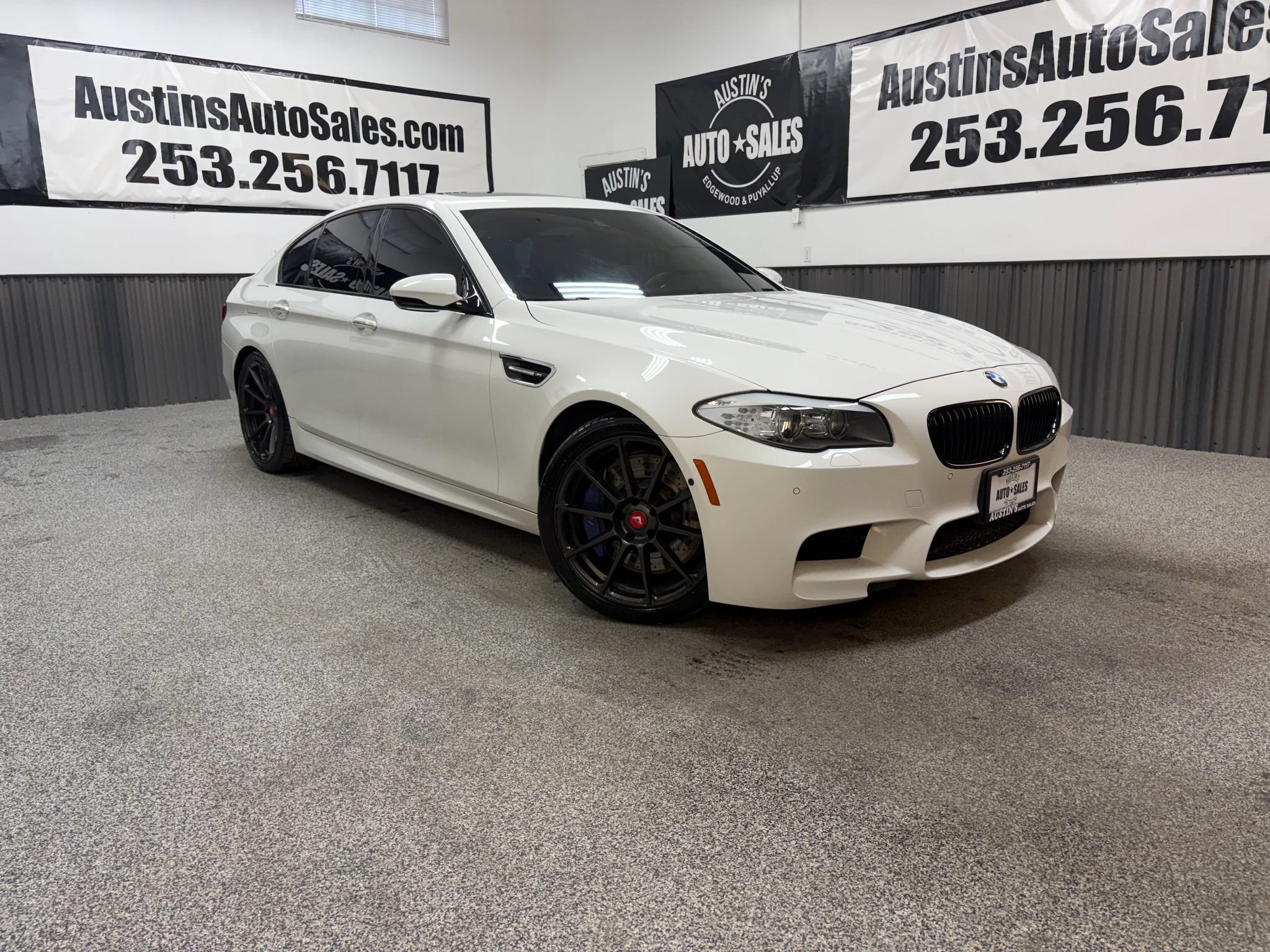 Used 2013 BMW M5 w/ Executive Pkg