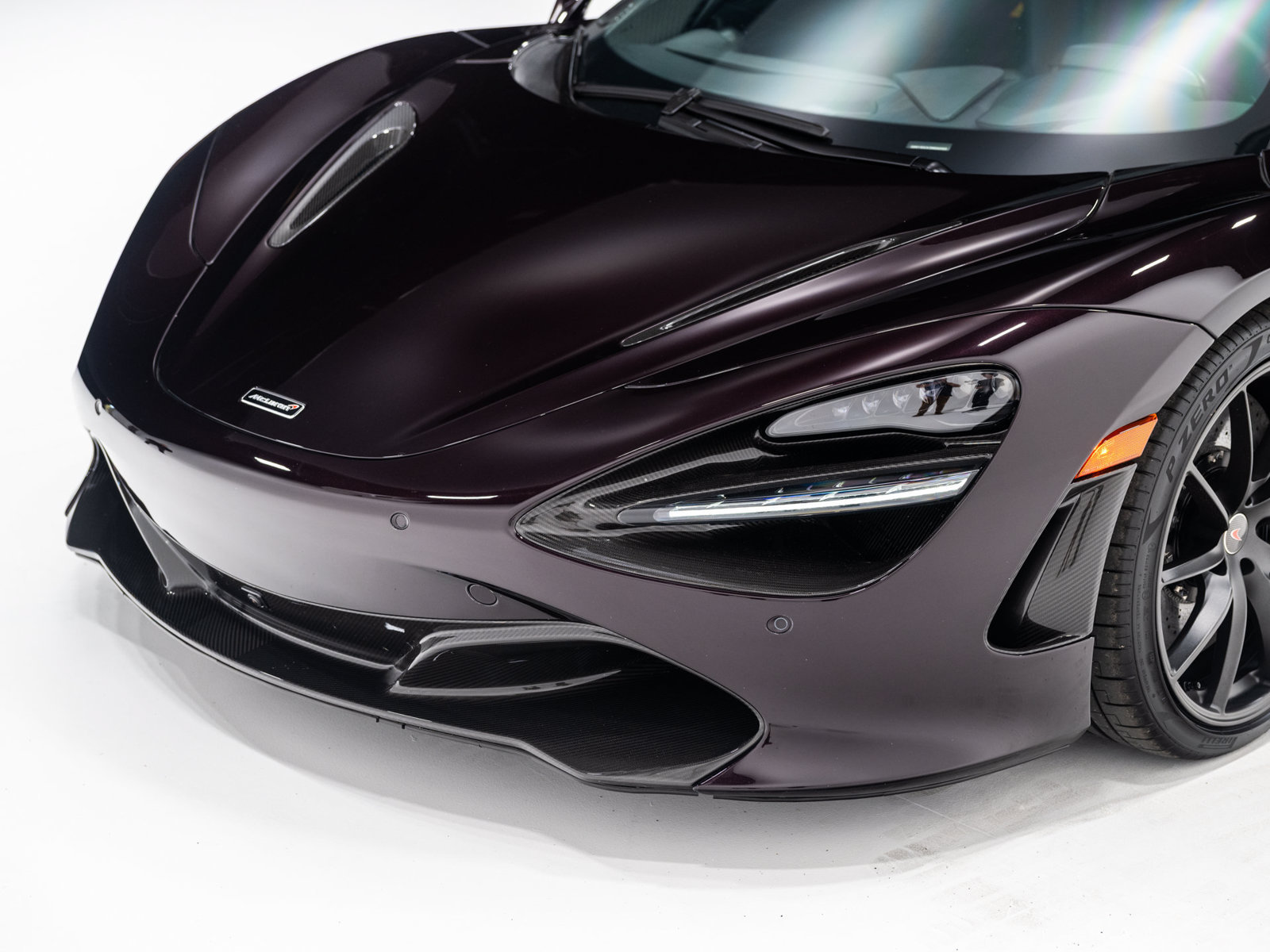 Used 2018 McLaren 720S Luxury photo 15