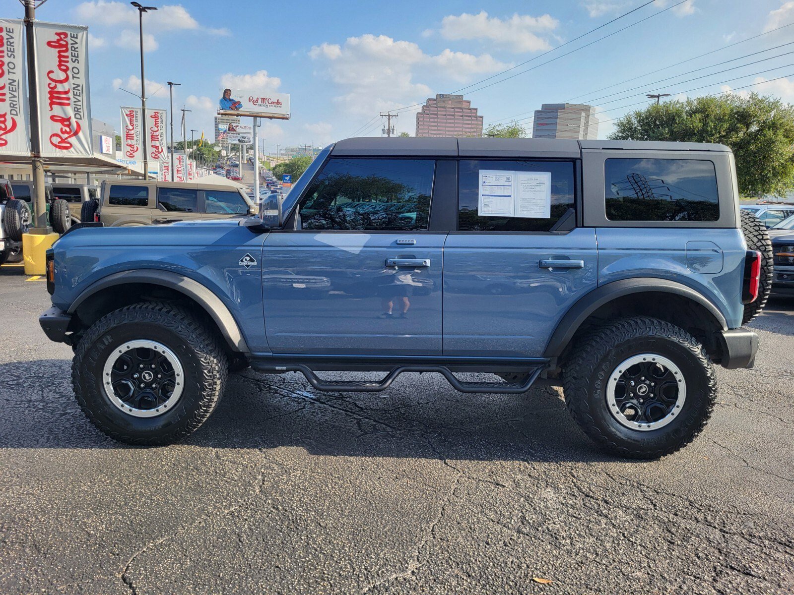 2023 Ford Bronco Outer Banks