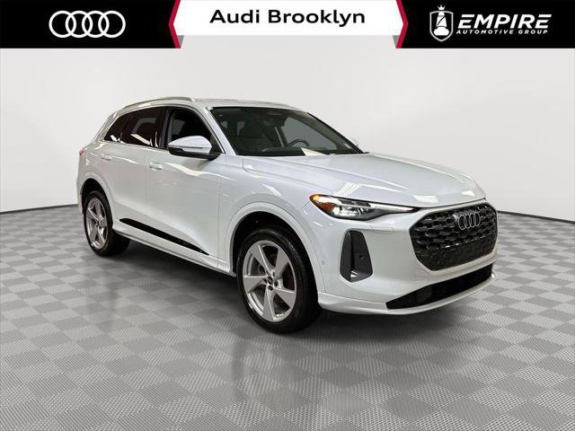 Used 2025 Audi Q5 Premium w/ Premium Plus