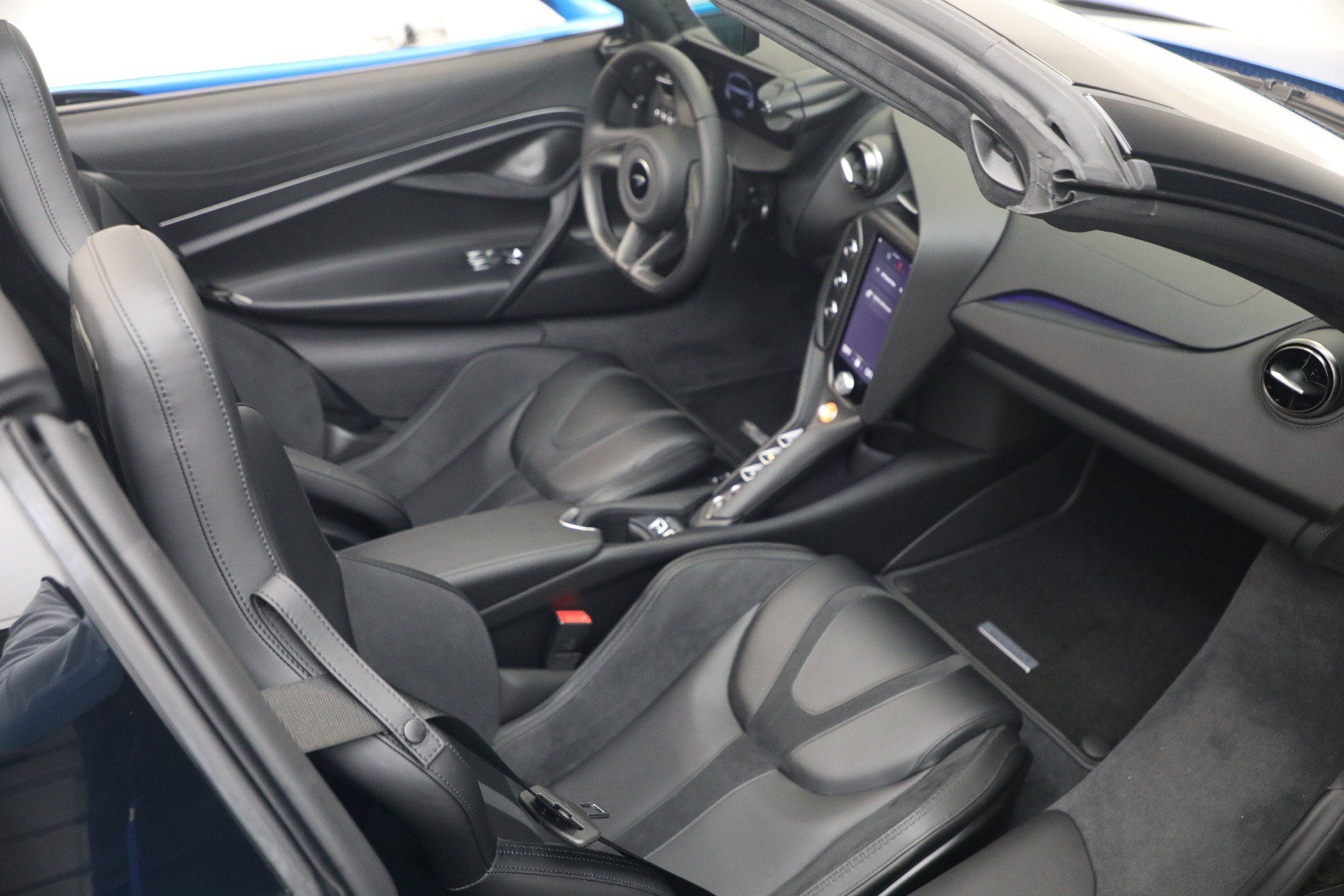 New 2027 McLaren 750S Spider photo 34