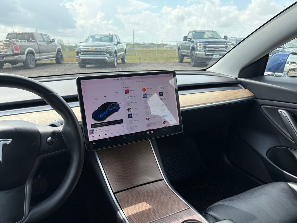 2019 Tesla Model 3 Standard Range Plus