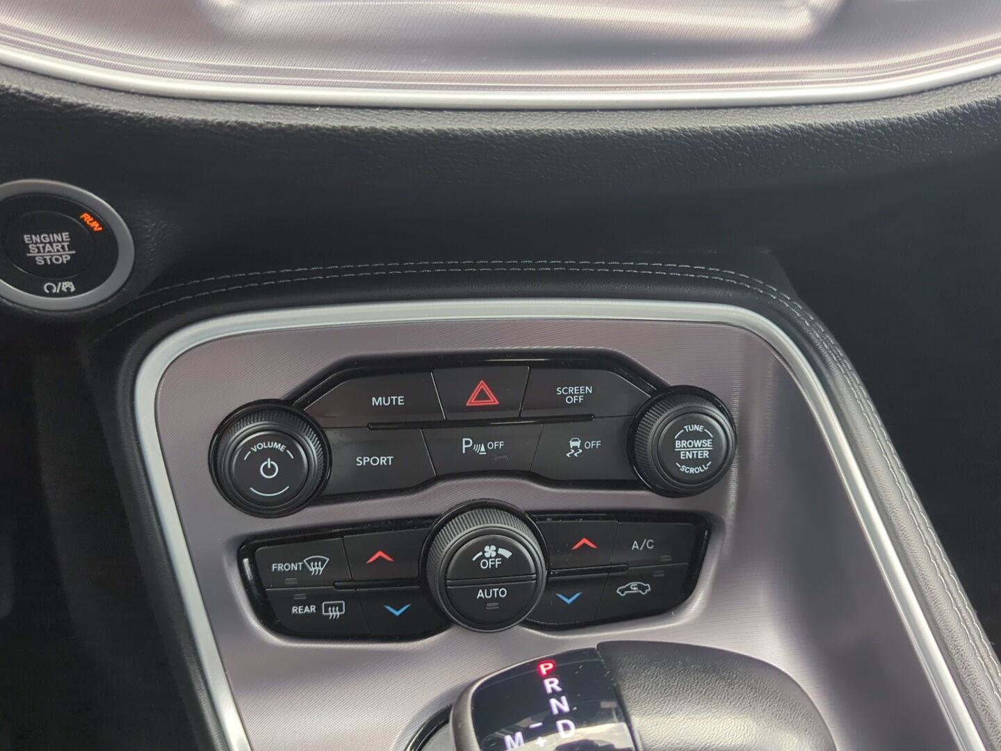 2020 Dodge Challenger SXT