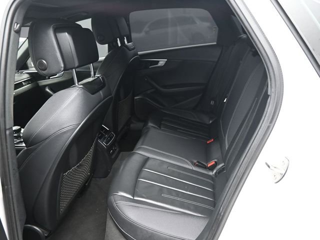 2022 Audi A4 2.0T Premium Plus