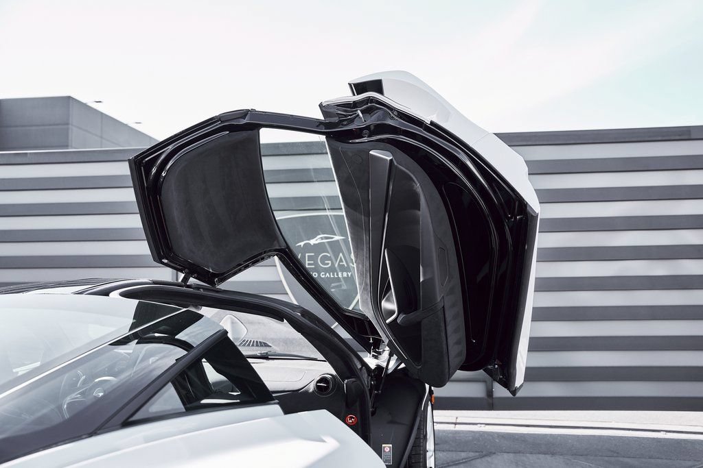 Used 2024 McLaren 750S photo 27