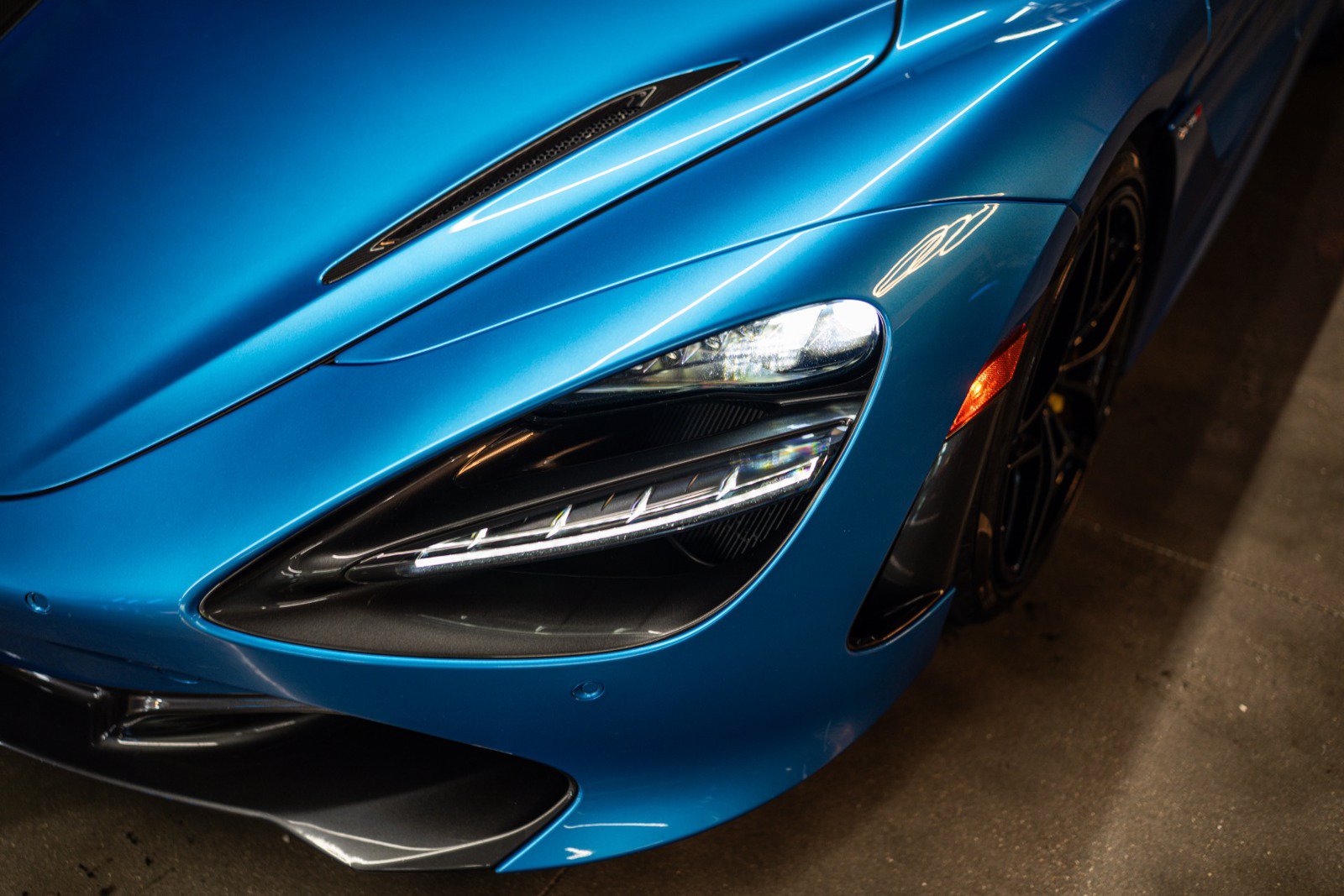 Used 2020 McLaren 720S Spider photo 7