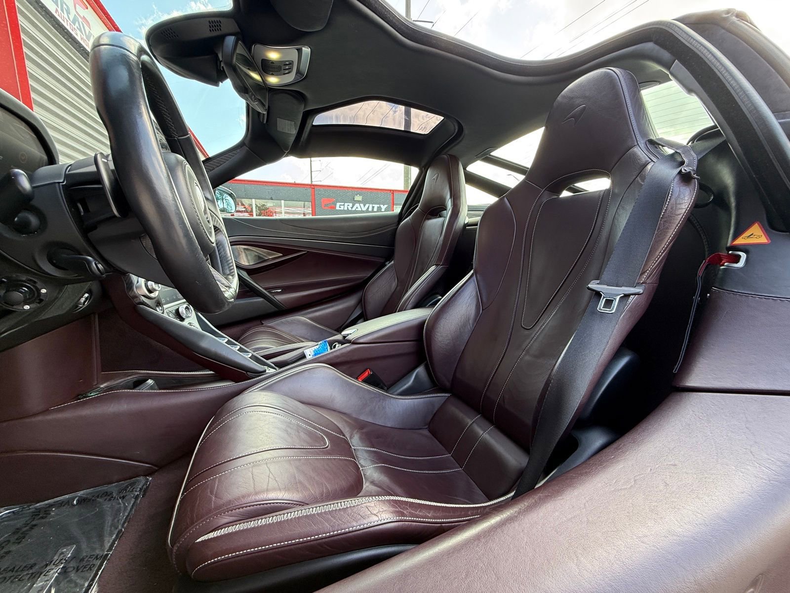 Used 2018 McLaren 720S photo 21