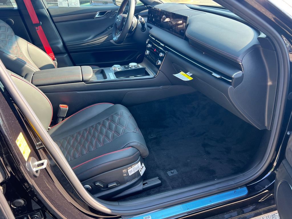 2025 Genesis G80 3.5T Sport Prestige