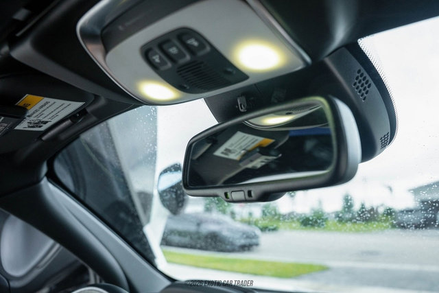 Used 2020 McLaren 720S Performance photo 30