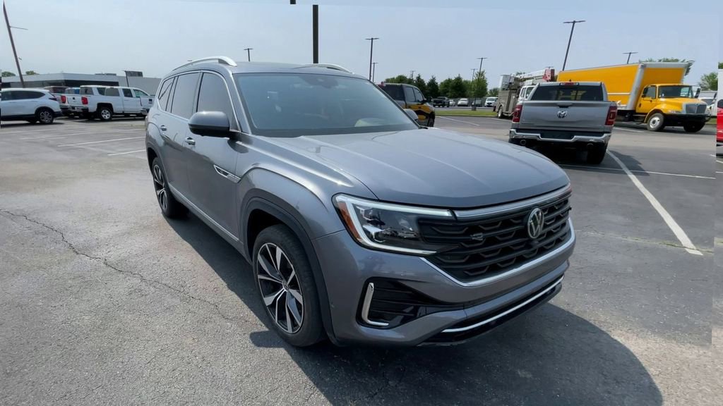 2024 Volkswagen Atlas SEL Premium R-Line