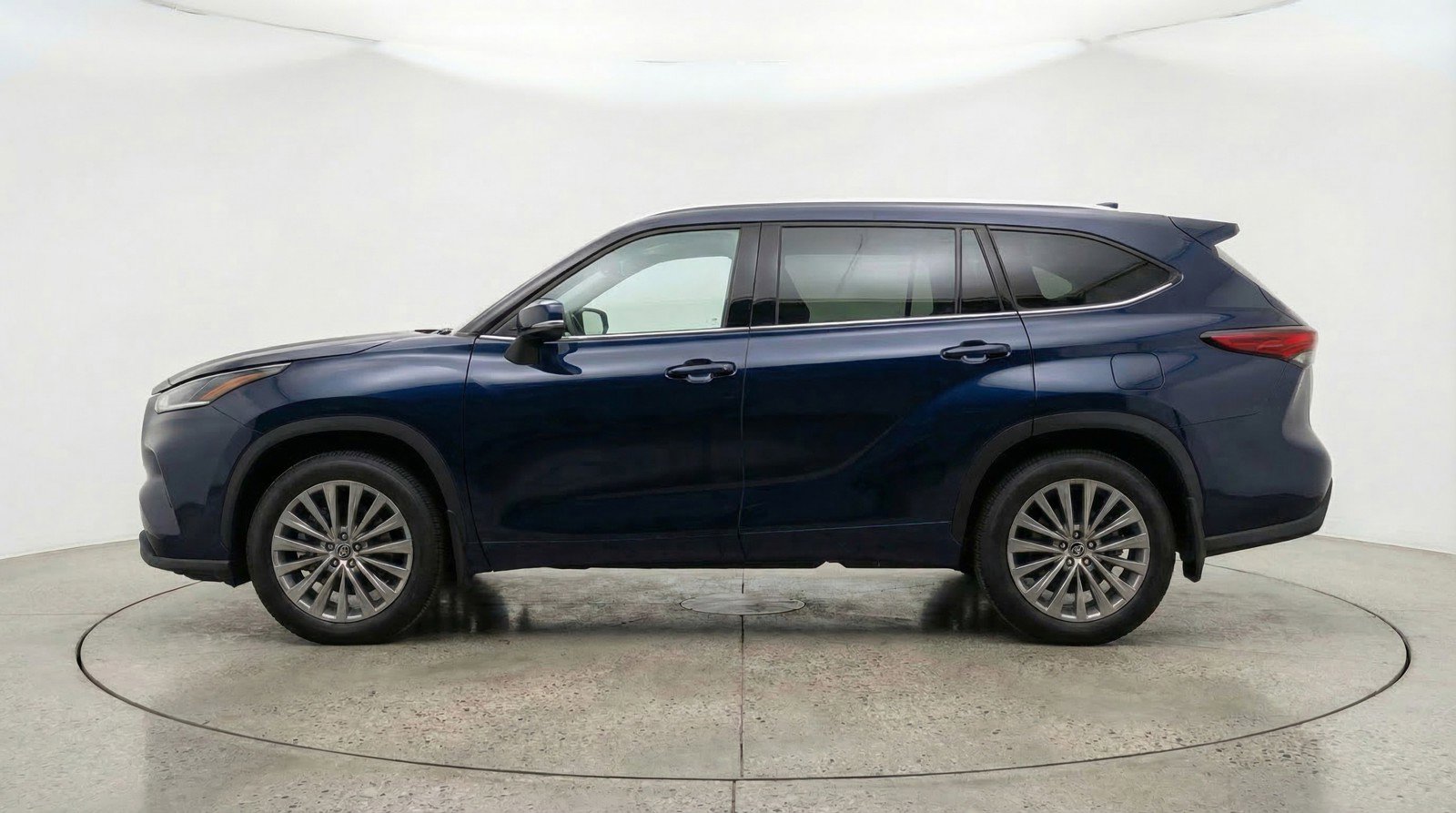 2025 Toyota Highlander XSE