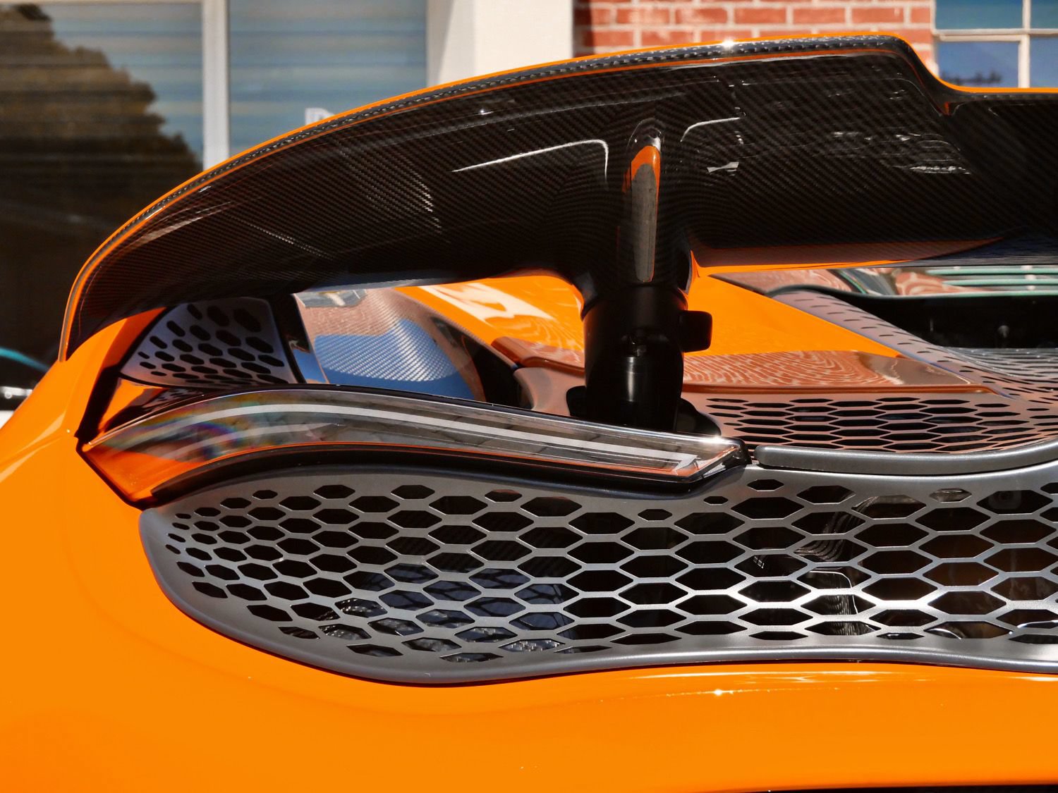 Used 2024 McLaren 750S photo 16