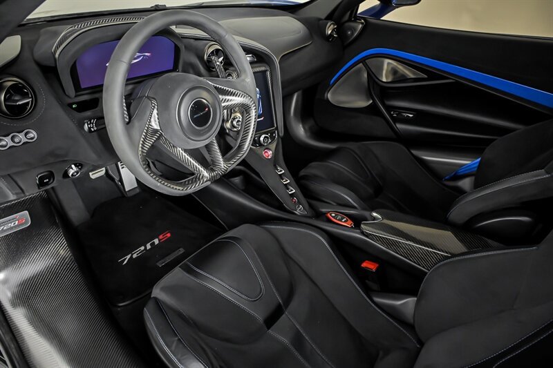 Used 2018 McLaren 720S Luxury photo 23