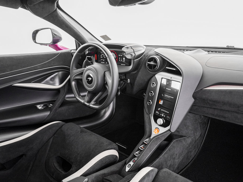 New 2027 McLaren 750S photo 28