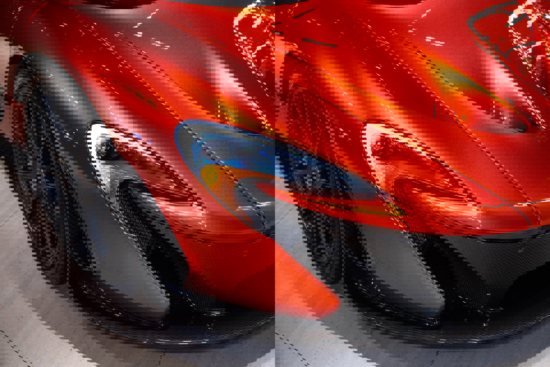 Used 2014 McLaren P1 photo 38