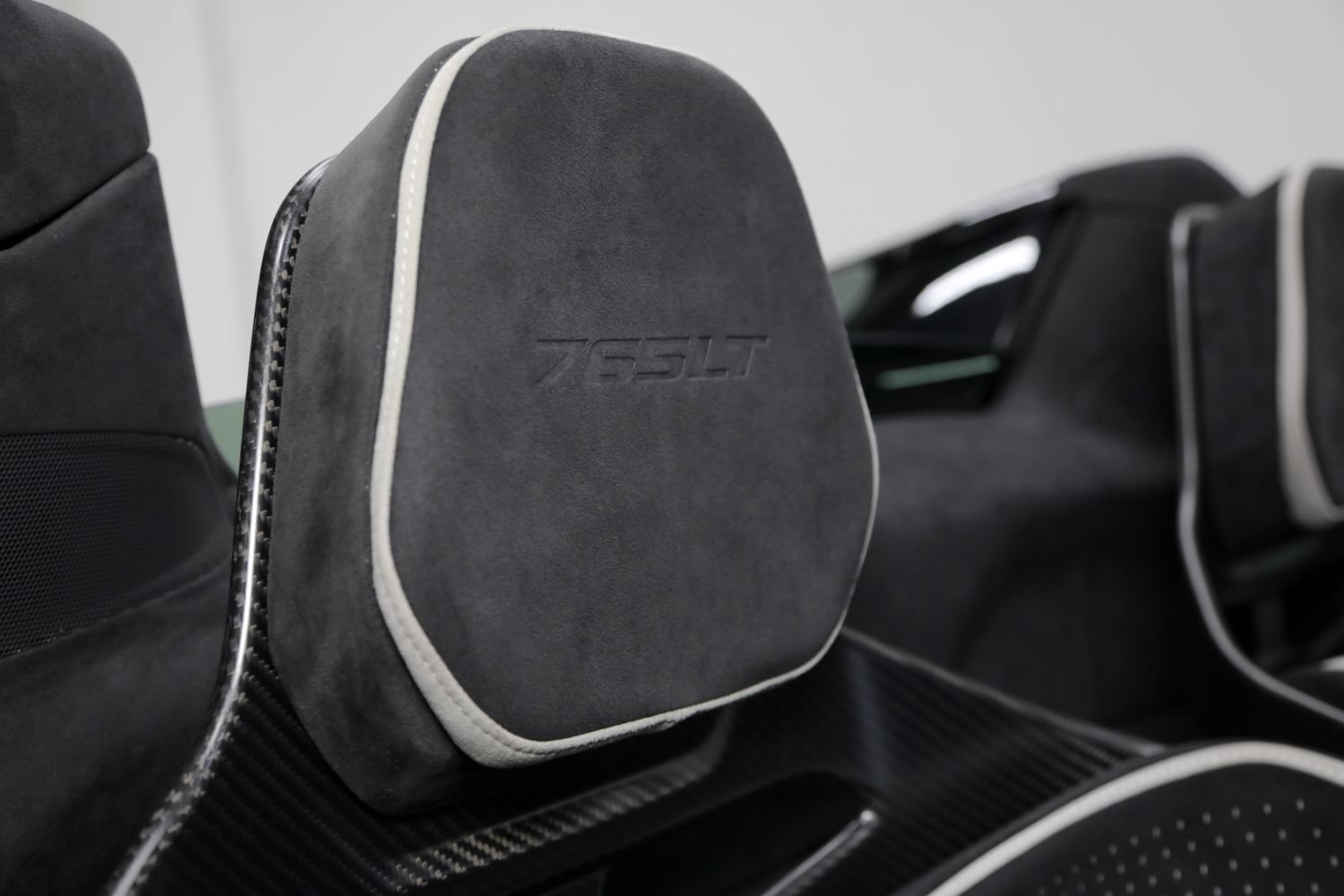 Used 2022 McLaren 765LT photo 38