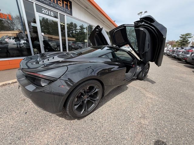 Used 2018 McLaren 720S photo 12