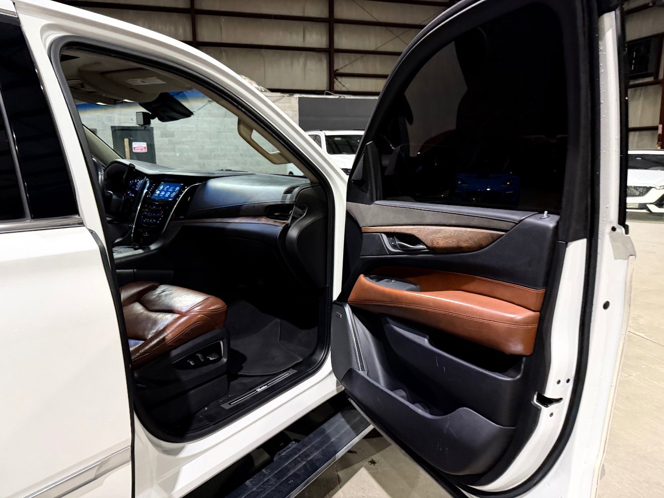 2017 Cadillac Escalade Premium Luxury