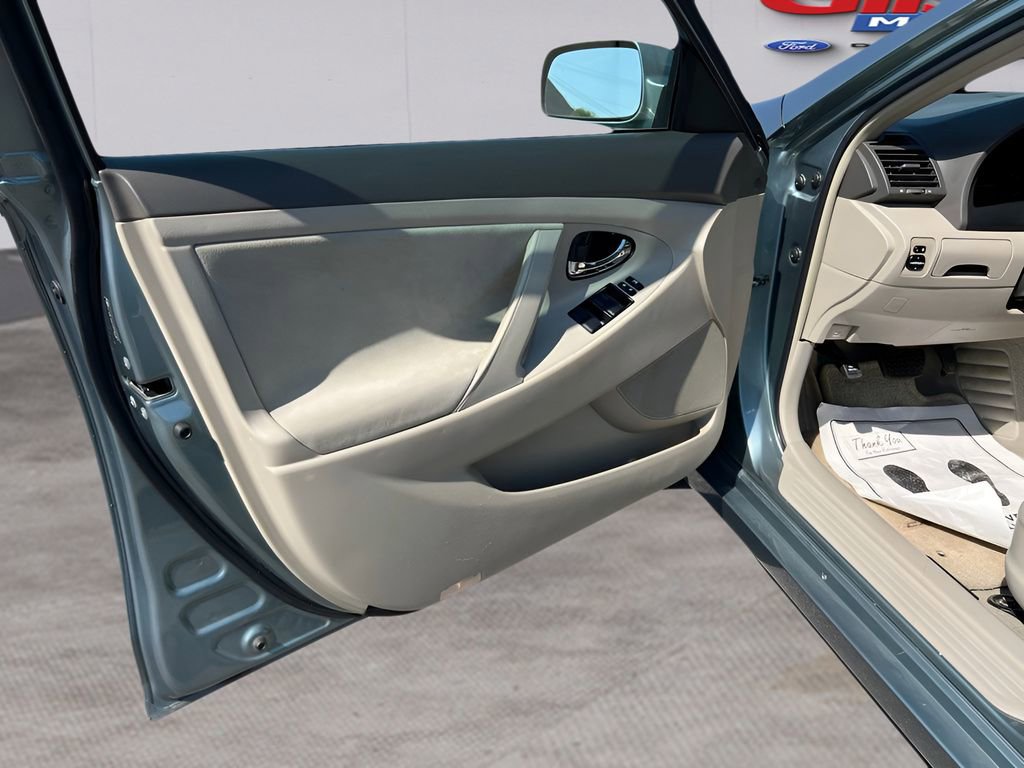 2009 Toyota Camry SE