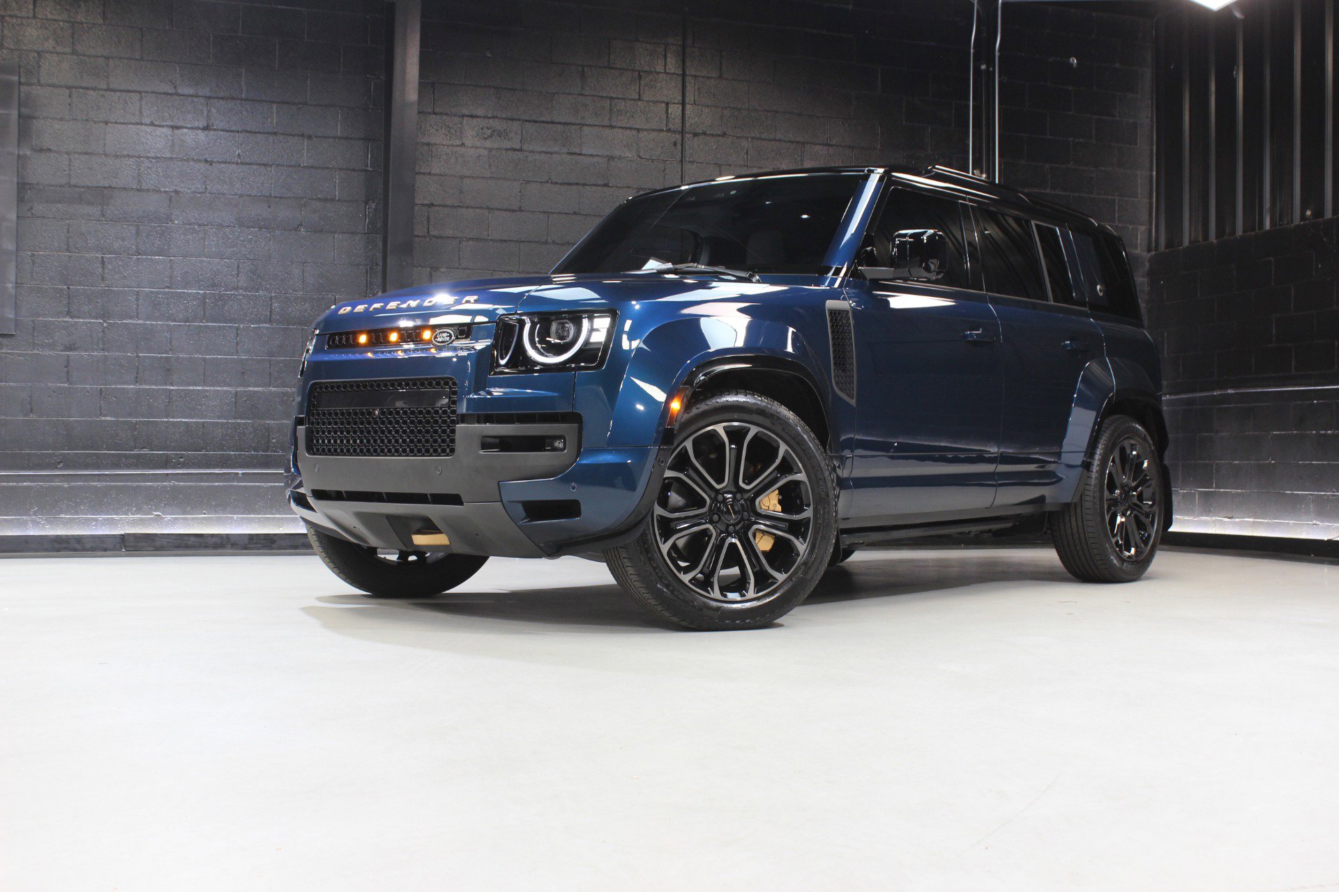 2026 Land Rover Defender 110