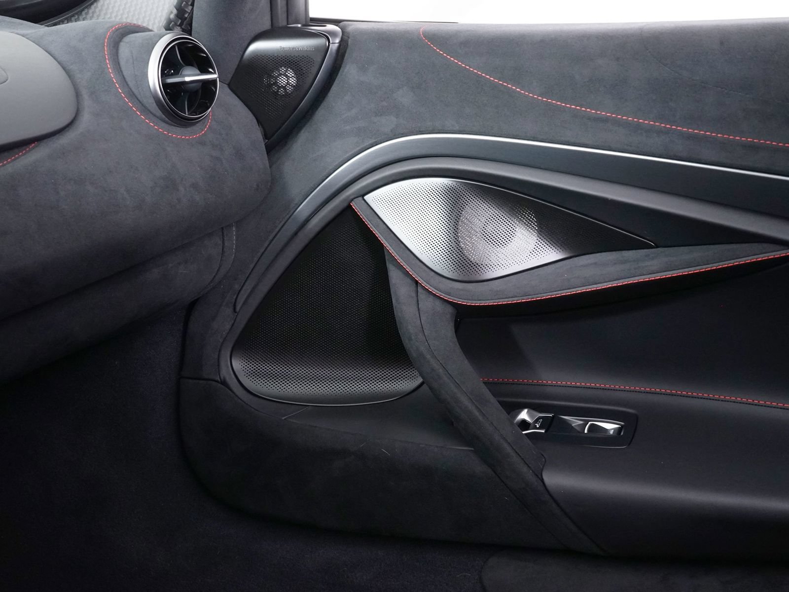 Used 2024 McLaren 750S Spider photo 24