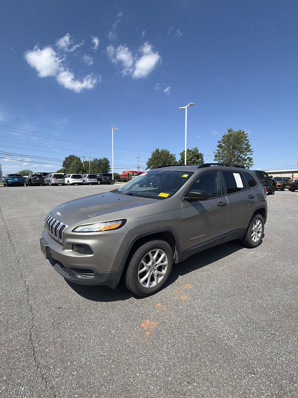 Used 2016 Jeep Cherokee Sport