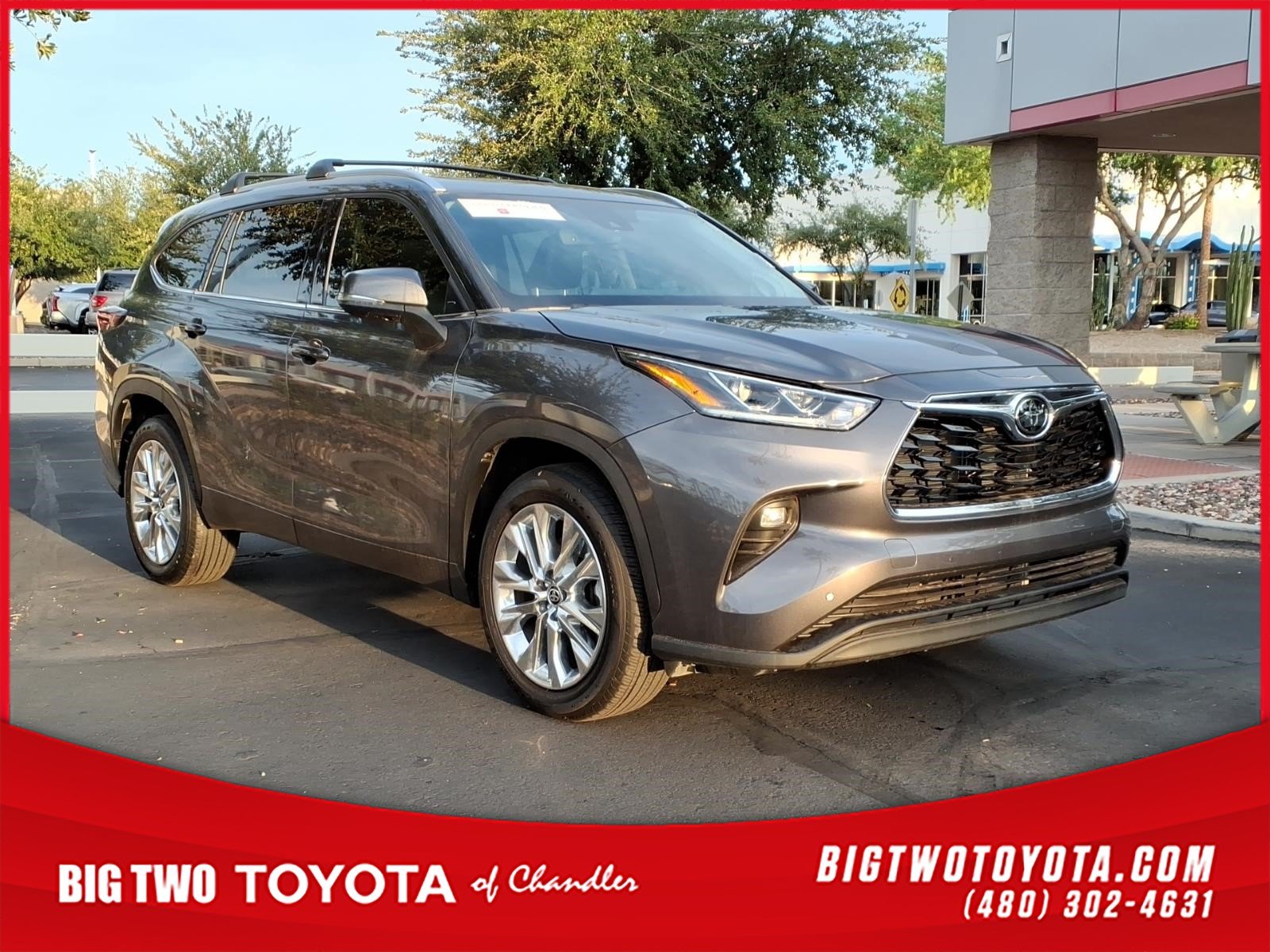 Used 2024 Toyota Highlander Limited
