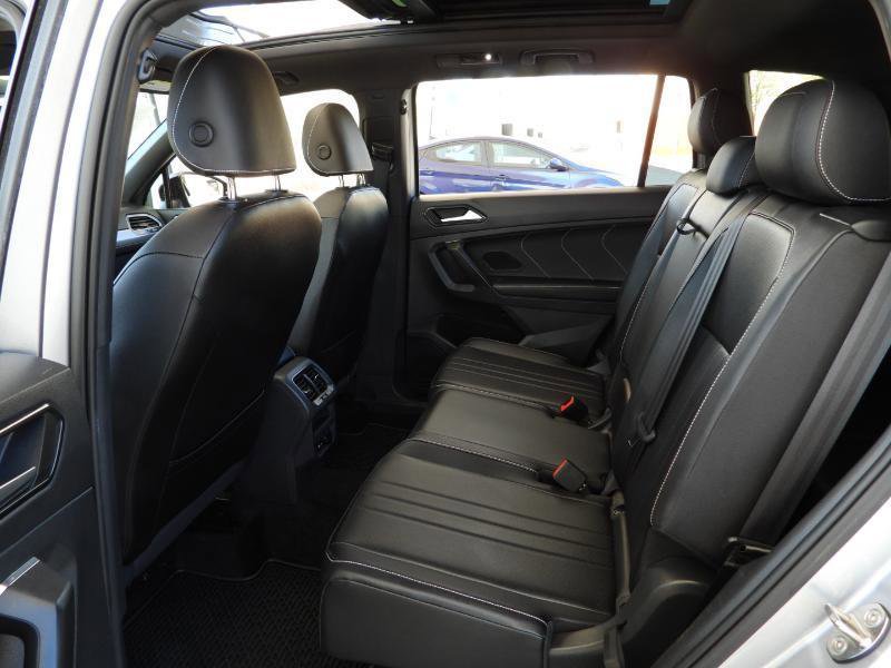 2022 Volkswagen Tiguan SE R-Line