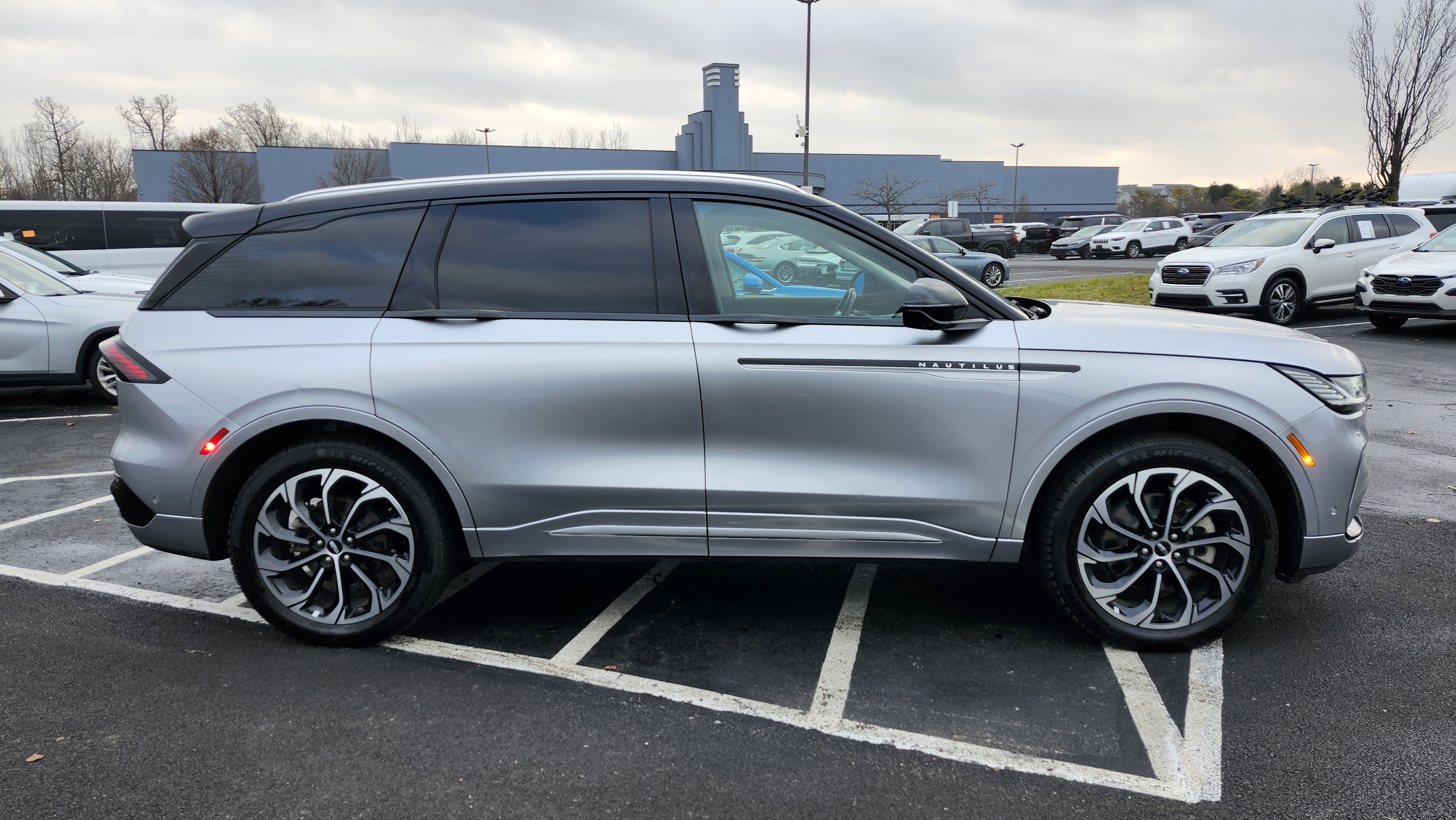 2024 Lincoln Nautilus Reserve