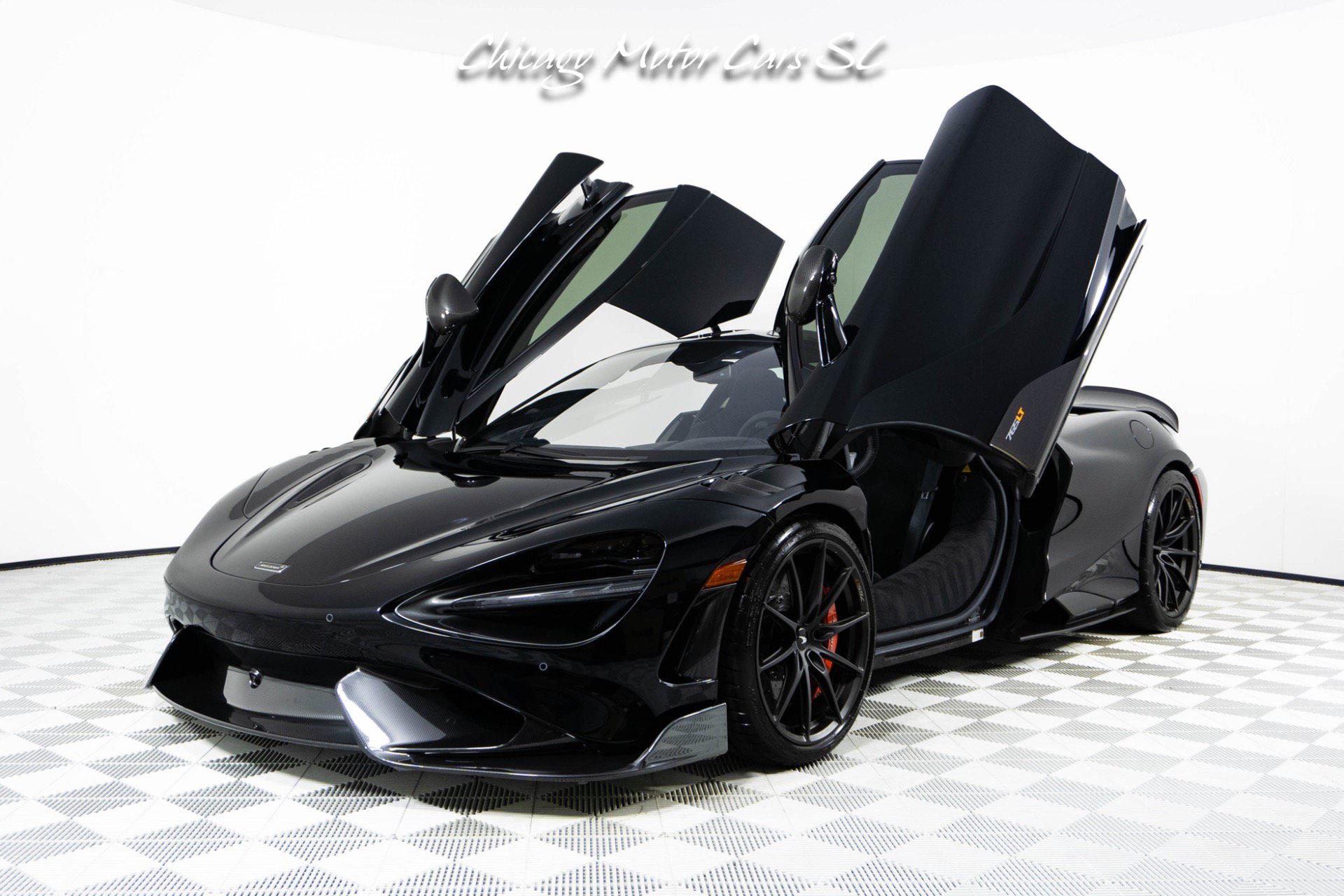 Used 2021 McLaren 765LT photo 30