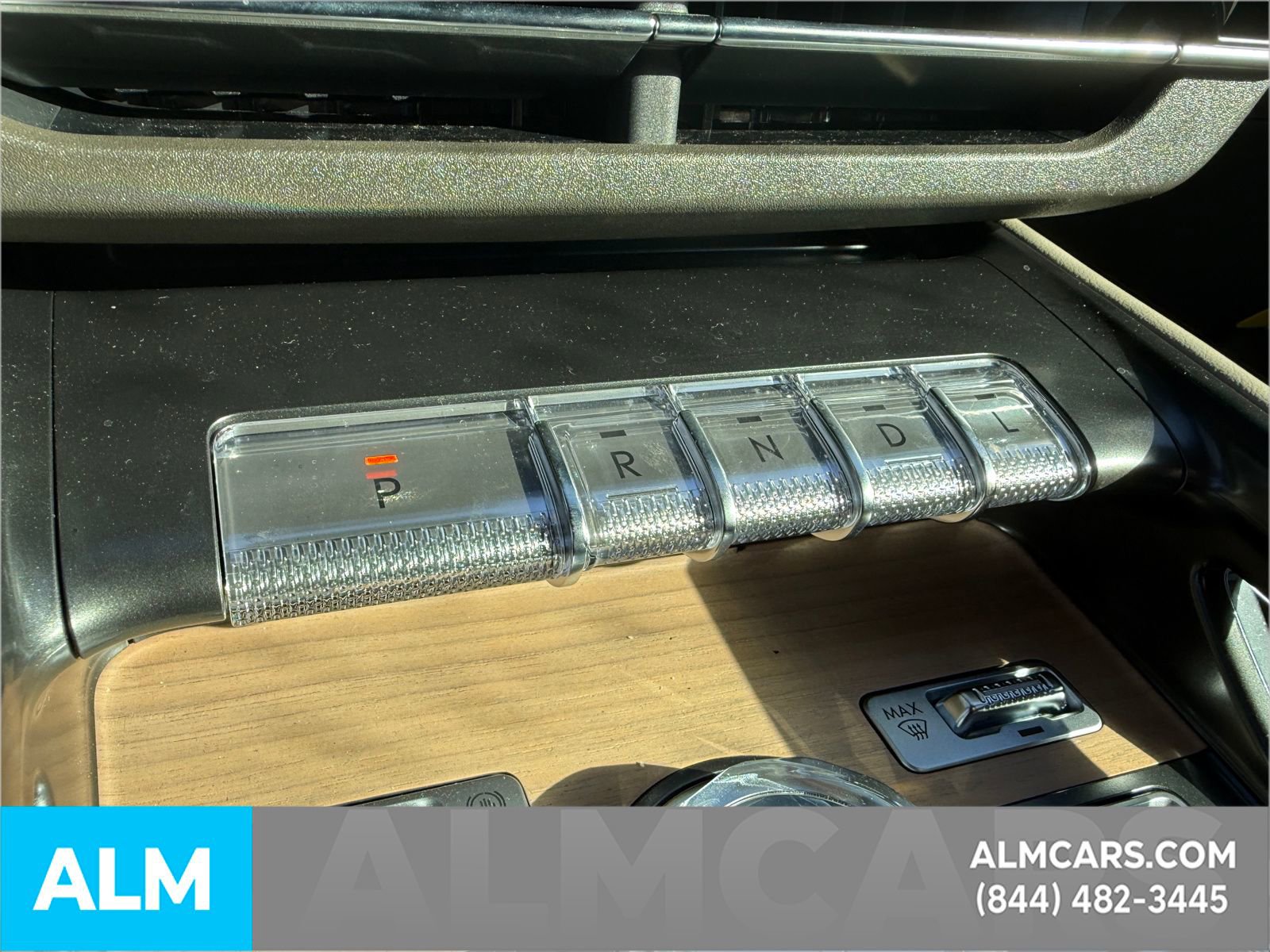 2025 Lincoln Nautilus Reserve