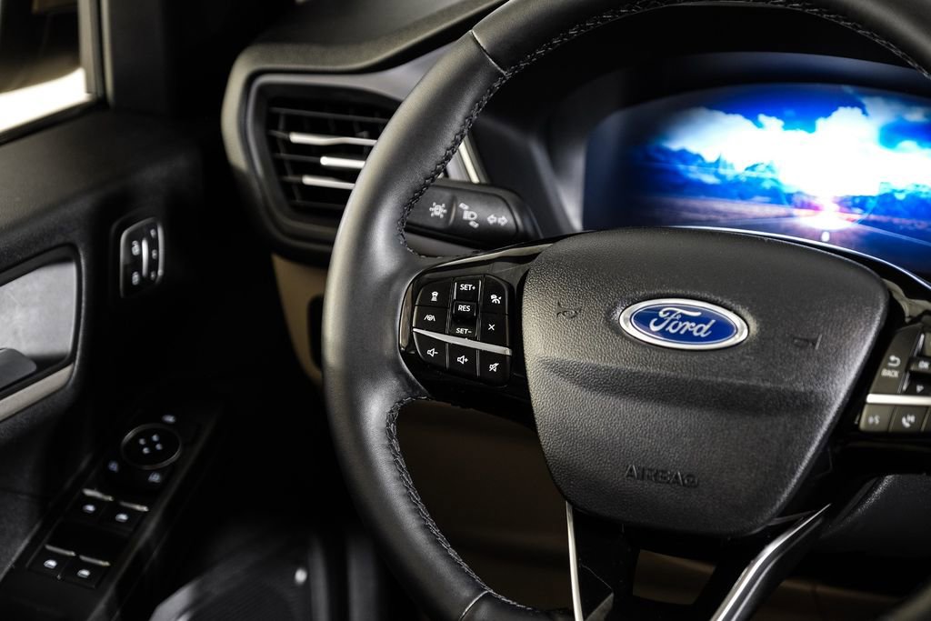 2021 Ford Escape SEL