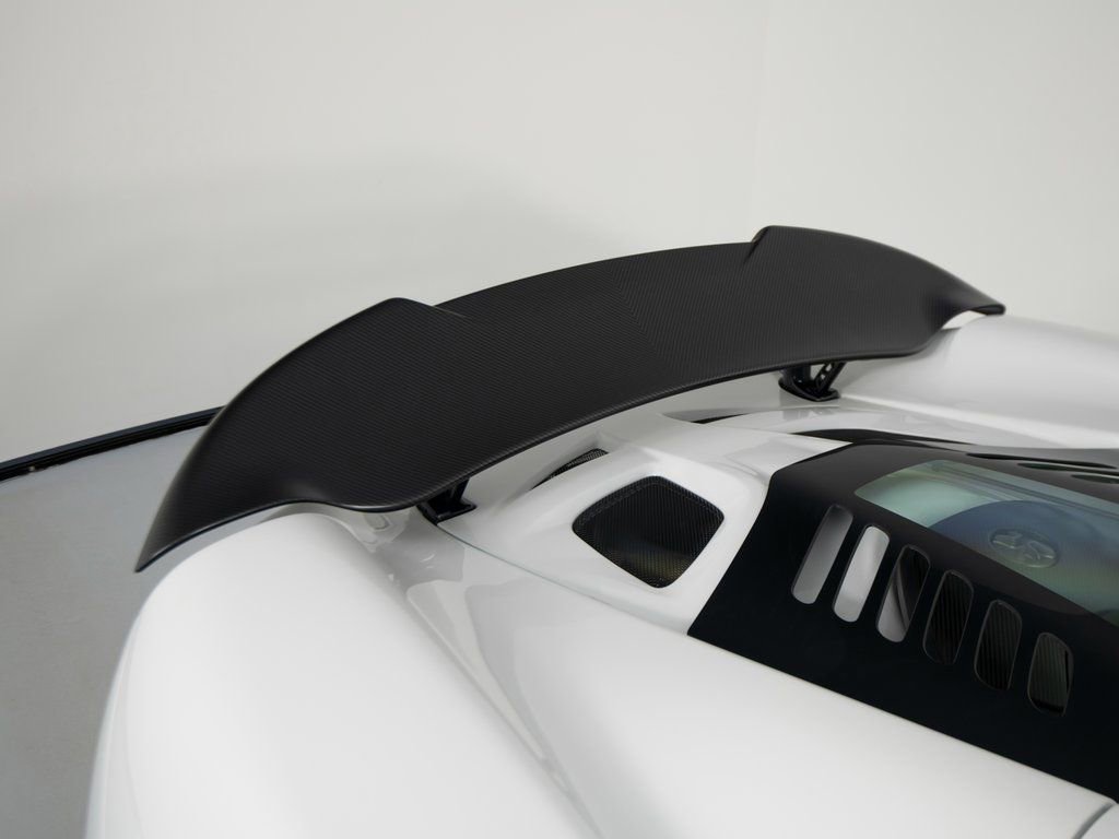 Used 2016 McLaren 675LT Spider photo 45