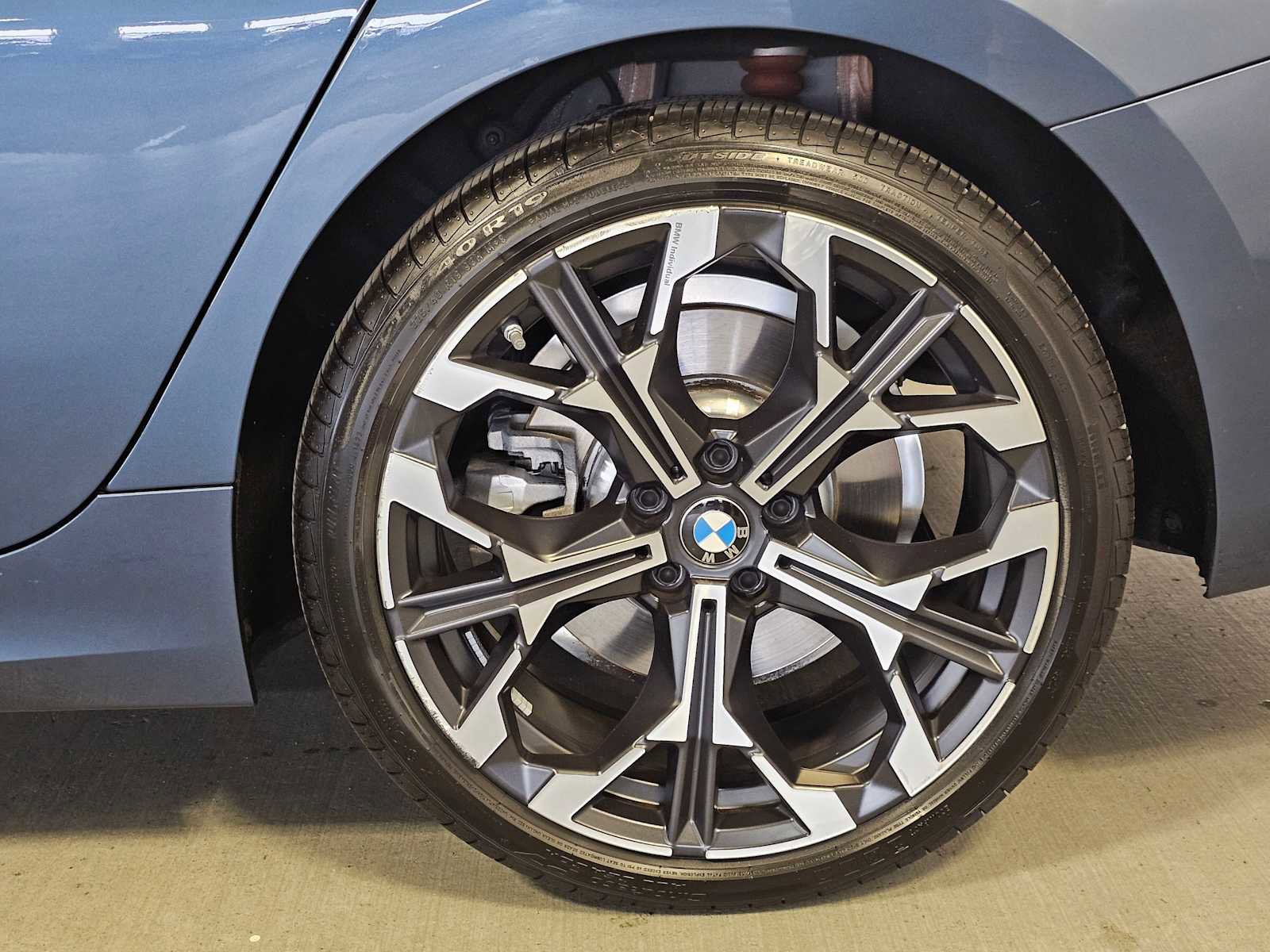 2025 BMW 330i xDrive Sedan