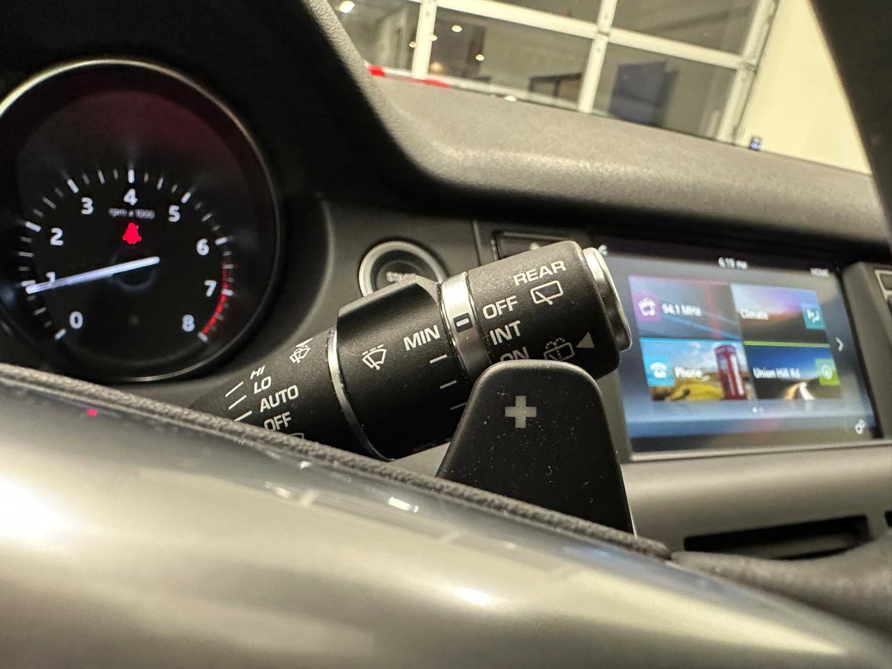 2019 Land Rover Discovery Sport SE