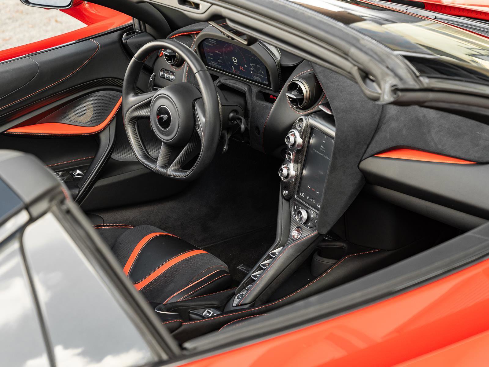 Used 2020 McLaren 720S Performance photo 6