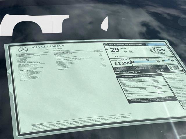 2025 Mercedes-Benz GLA 250