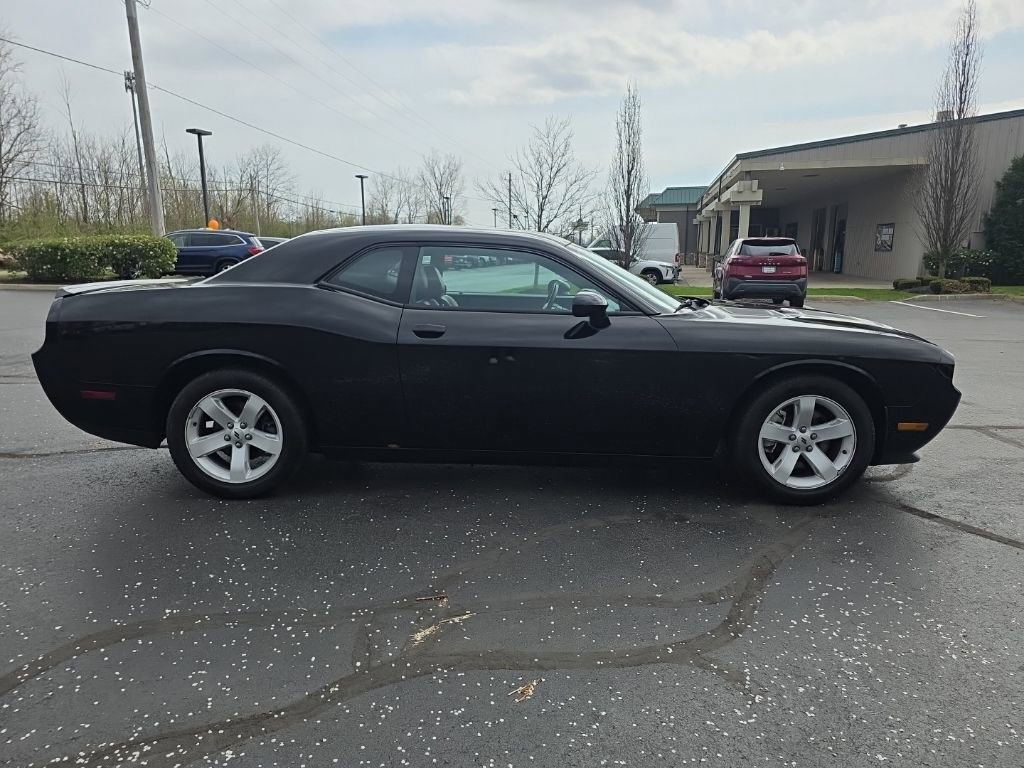 2014 Dodge Challenger SXT Plus