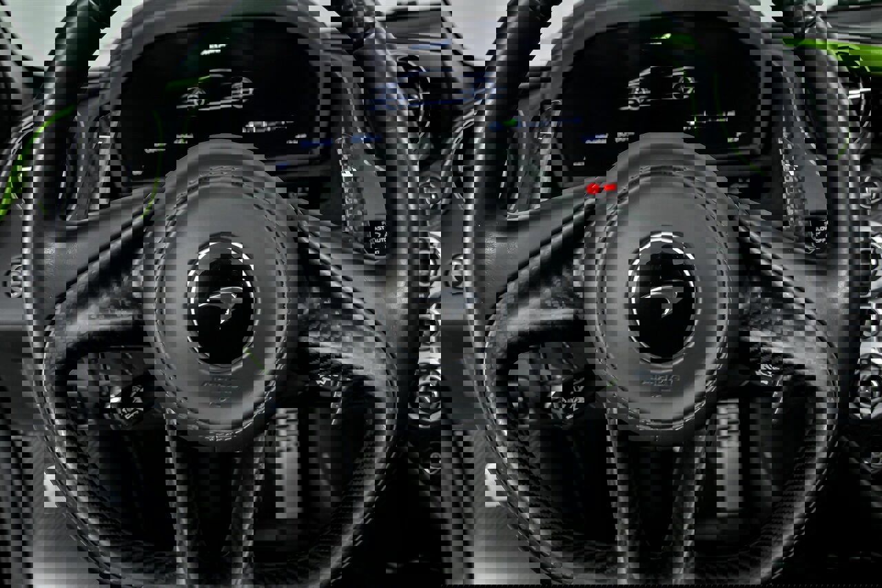 Used 2022 McLaren 765LT photo 27