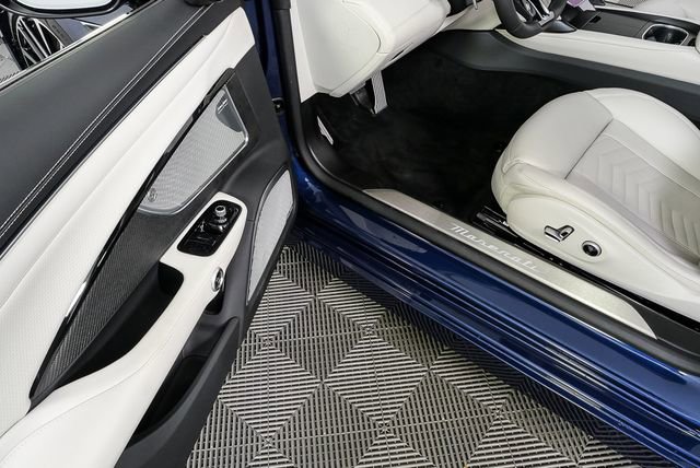 2026 Maserati GranCabrio Modena