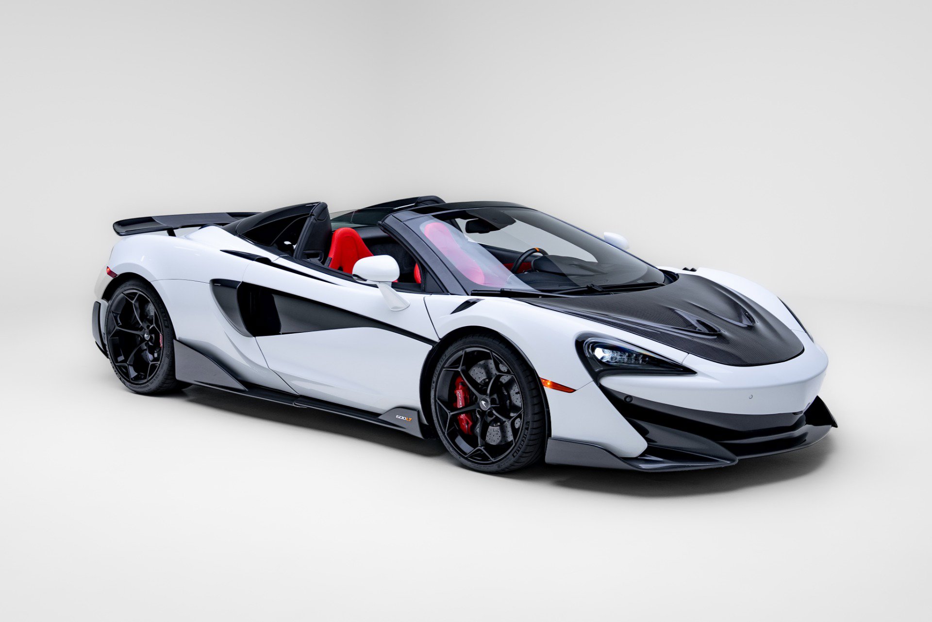 Used 2020 McLaren 600LT Spider photo 36