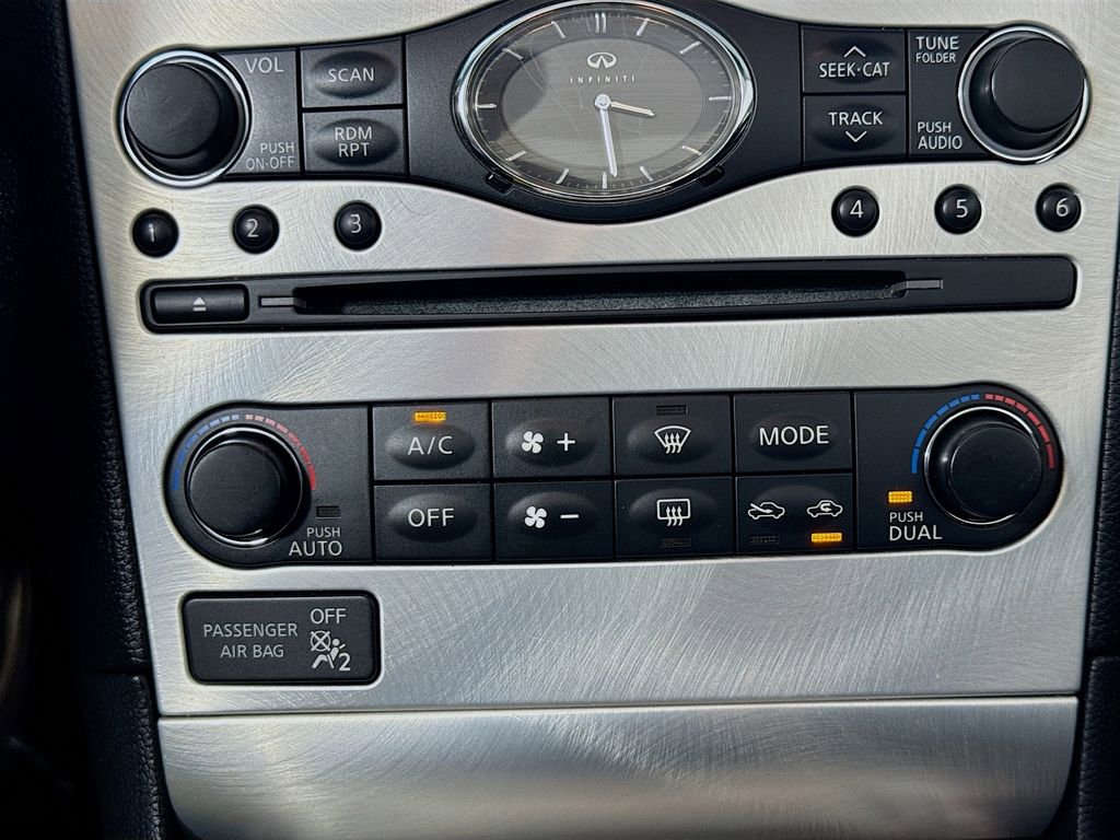 2014 INFINITI Q60 Convertible