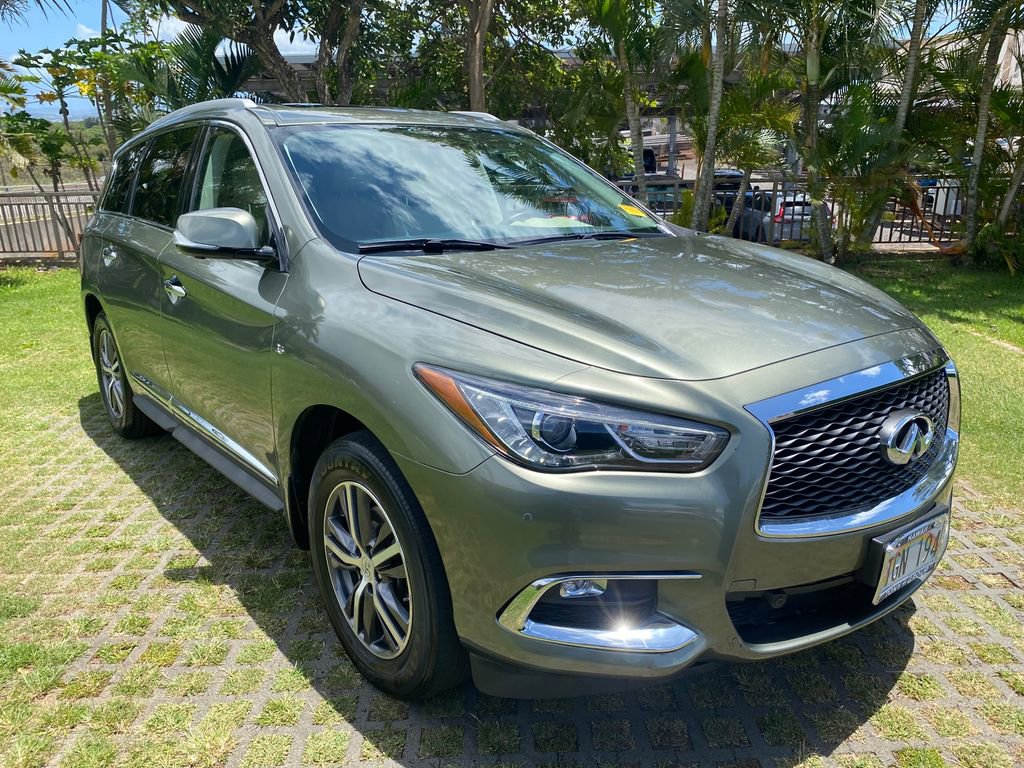 Used 2017 INFINITI QX60 FWD w/ Premium Plus Package