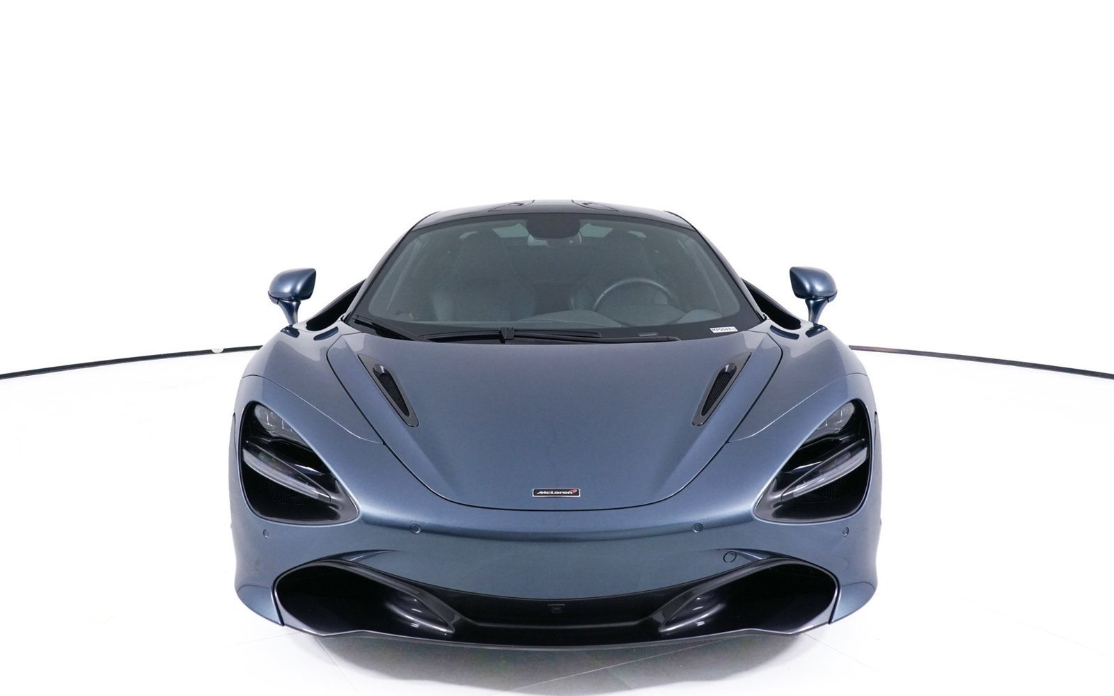 Used 2018 McLaren 720S Luxury photo 10