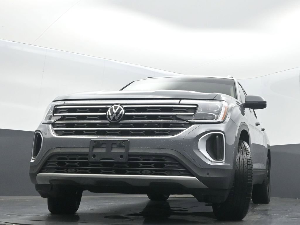 2025 Volkswagen Atlas SE